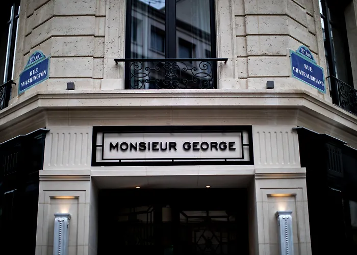 Monsieur George &Spa - Champs-ElyséesHotel Stelle
